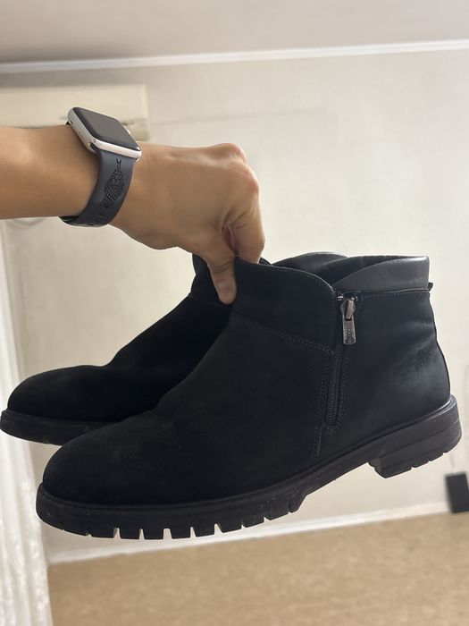 Оригинал обувь бренда «Lacoste»