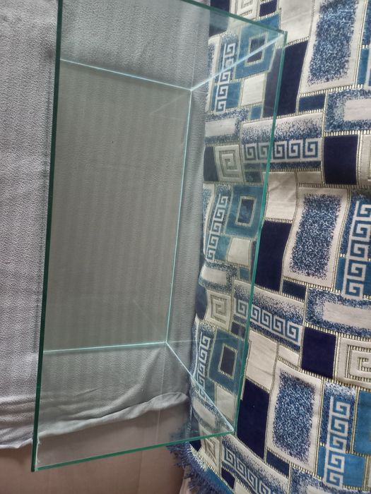 Продам  аквариум 90л