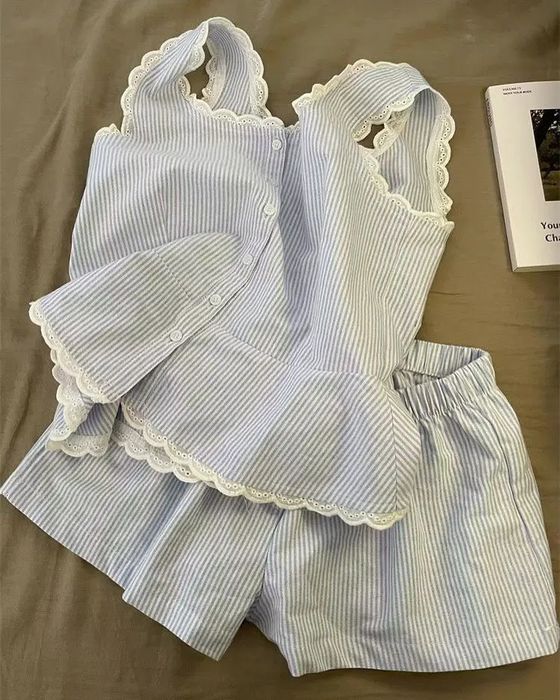 Одежда на девочку от 4 -8 лет