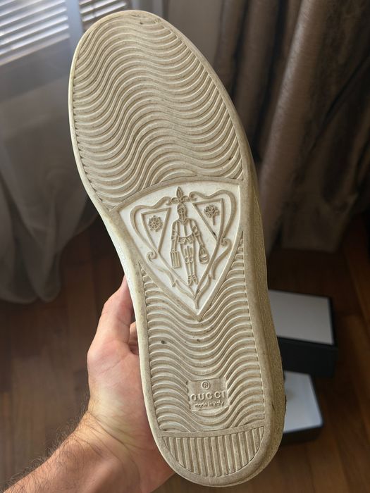 Gucci Ace Embroidered "Loved" Sneakers