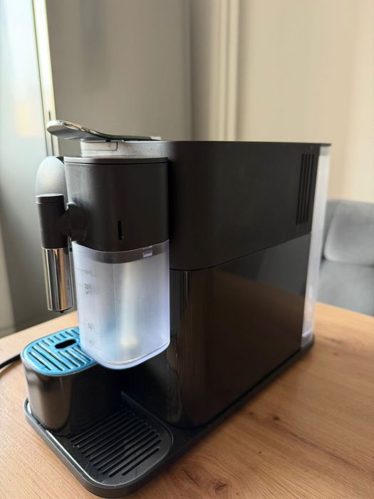 Espressor Lattissima One Evolution Negru