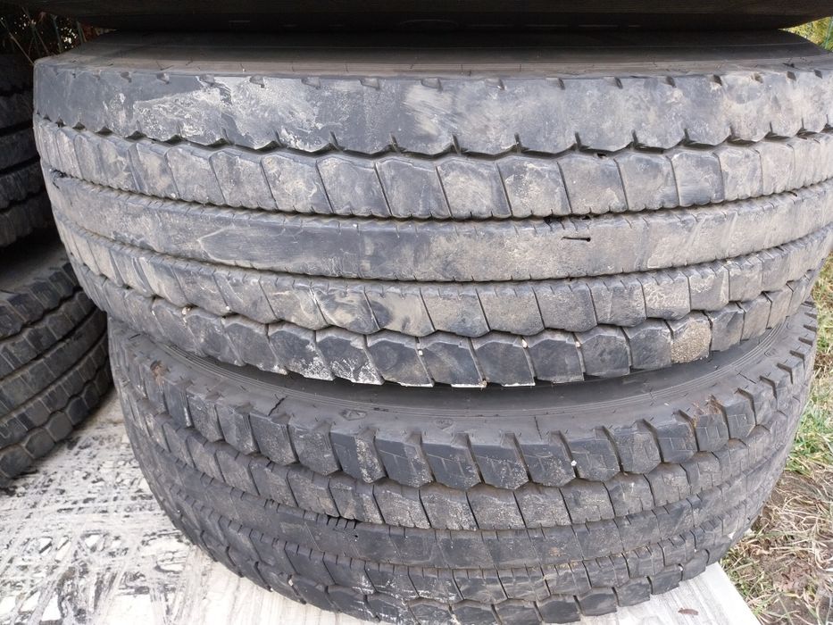 Vând anvelope cu jante 295x80x22,5 Kama