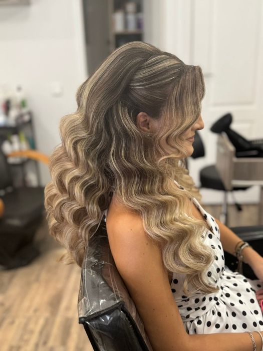 Make-up și coafat la domiciliu 100 lei