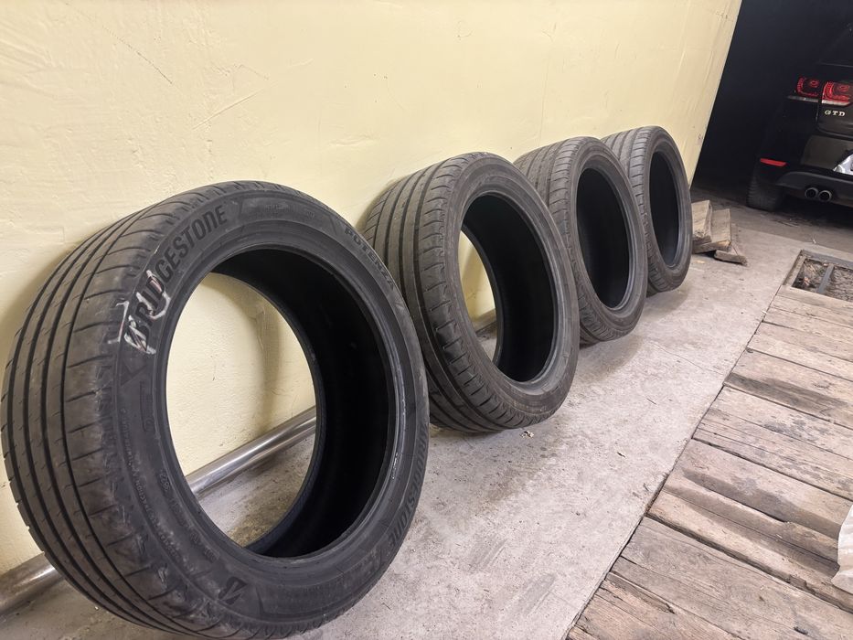 Гуми Bridgestone Potenza 225/45R17 94Y