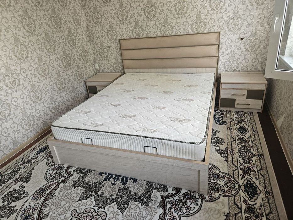 Спальний гарнитурла б/у в отличном состояний