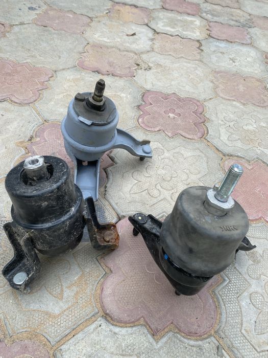 Подушки двигателя камри 30