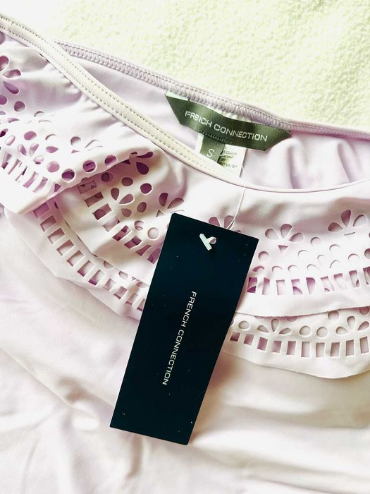Costum de Baie Intreg Lila - Mov cu Volane, Nou cu Eticheta, French Connection (ASOS)