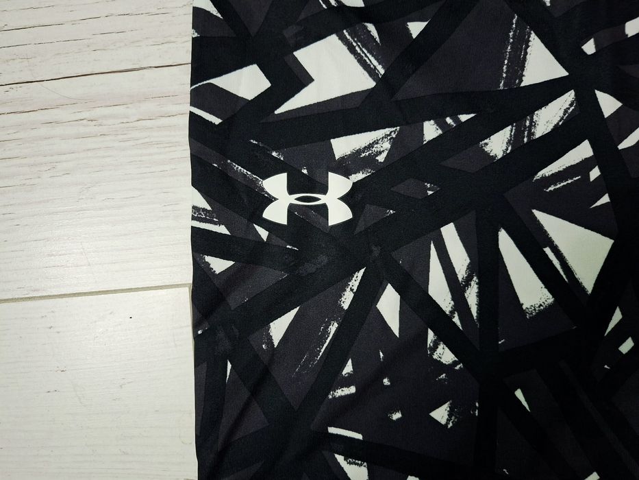 Under Armour-Ориг. Дамски клин Нов!!!