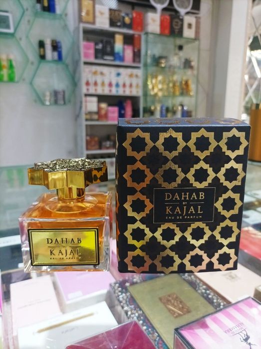 Erkak va ayollar uchun atrlar