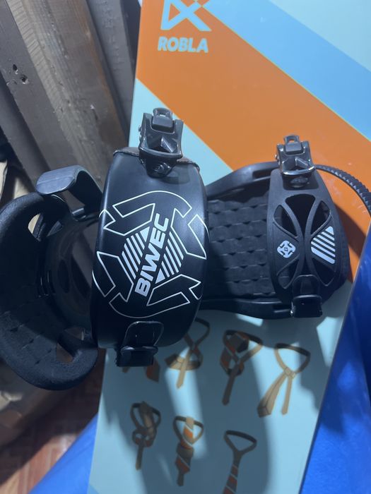 Сноуборд Robla с креплениями biwec