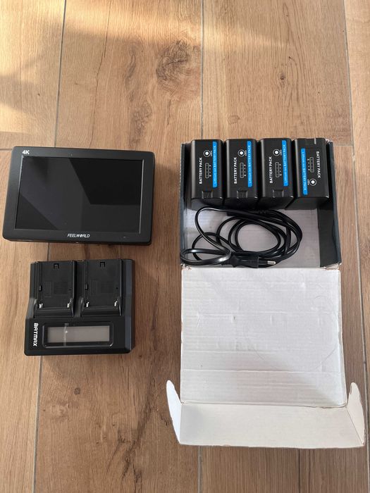 Feelworld Monitor T7 Plus monitor extern video + baterii + charger