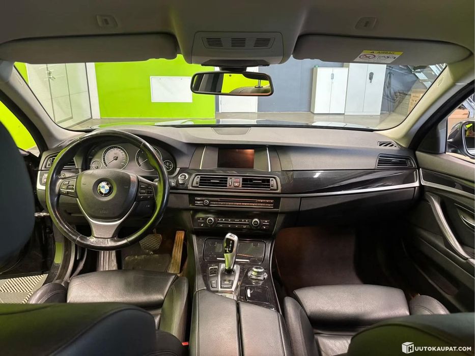 BMW 520d xDrive F10 LCI 2015 – 190 CP – Automat – Km reali