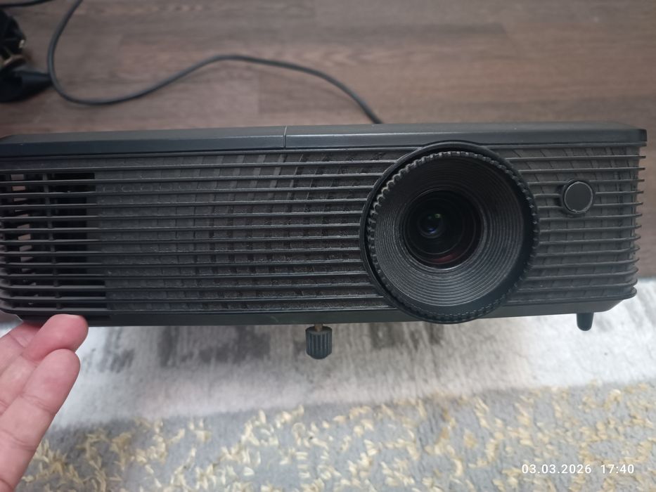 Продам проектр хорошем состоянии