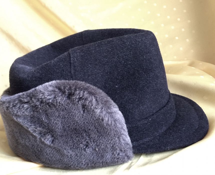 Зимна Шапка ,canda, от филц с подплата и топли наушници!