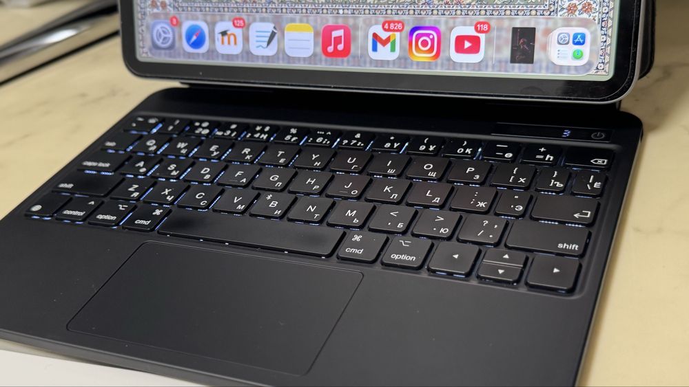 magic keyboard аналог (клавиатура на ipad)