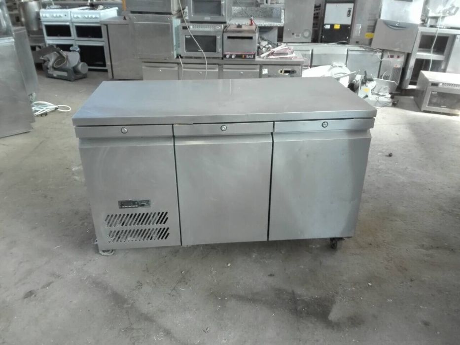 Продавам хладилна маси ,различни размери с 6 месеца гаранция!