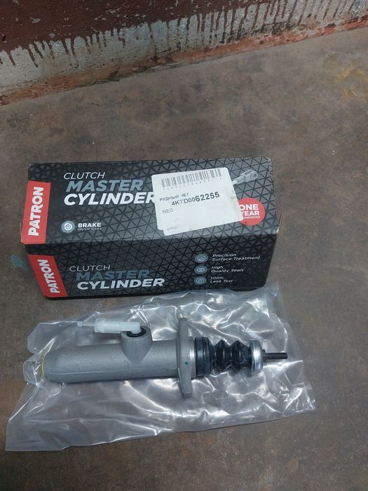 Цилиндр сцепления AUDI 80B3