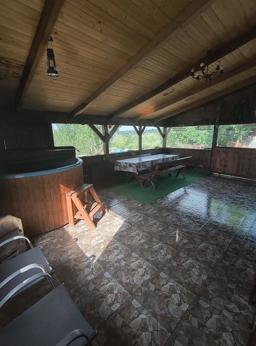 Cabana fara vecini 13 pers ciubar si masa de biliard