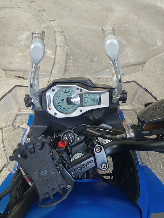Motocicleta cf Moto 650 mt