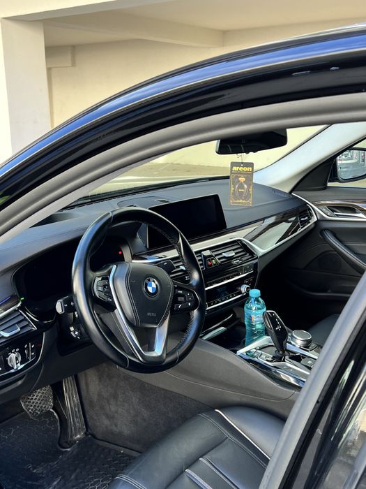 BMW G30 anul 2020