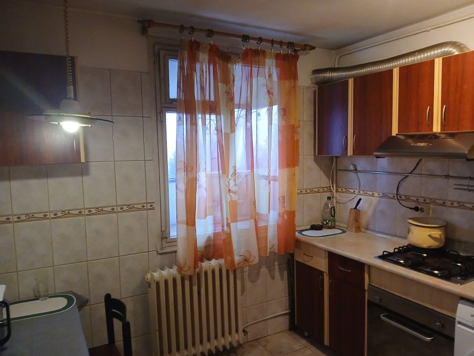 Închiriere apartament 2 camere