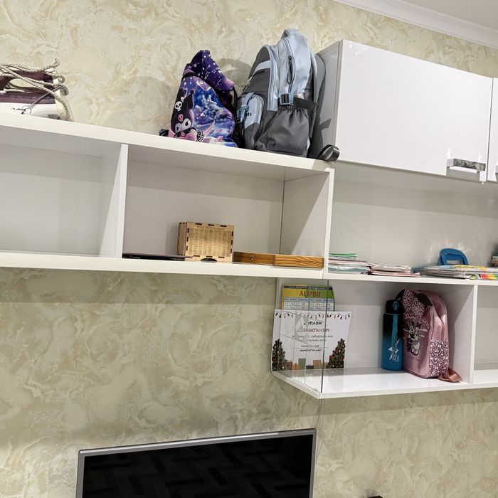 Стенка в гостинную