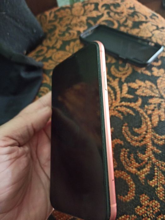 Продаётся Iphone XR