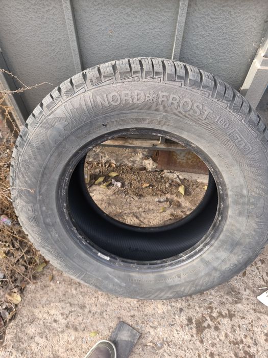 Зимние шины Gislaved 265/65 R17