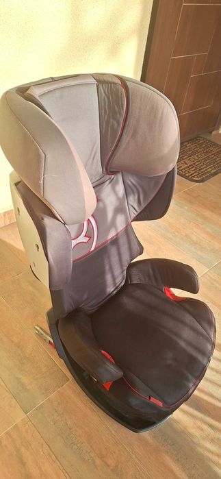 Детско столче за кола