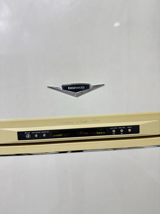 Daewoo холодильник большой