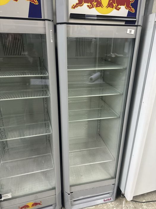 Хладилна витрина