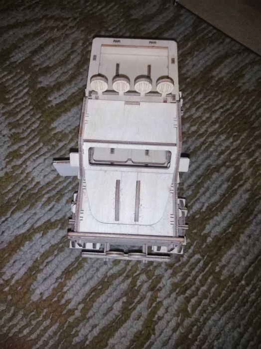 Домик с машинкой (деревянные)