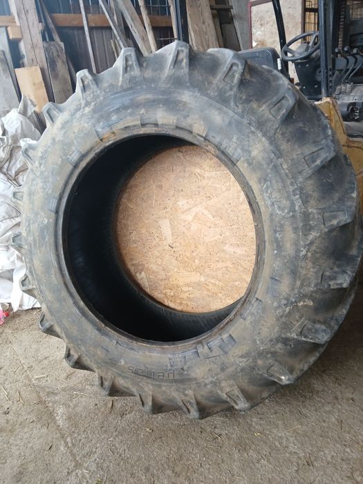 Vind cauciucur tractor 13,6/36**16,9/30