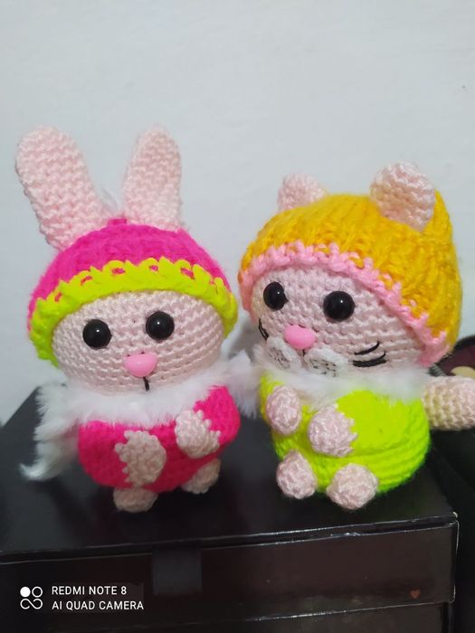 Вязаный котик и зайчик (миниатюрные)