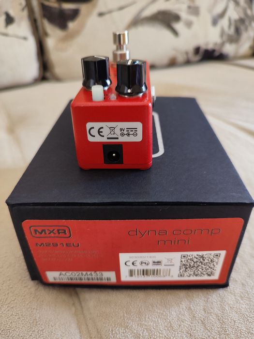 MXR Dyna comp mini M291 - китарен компресор