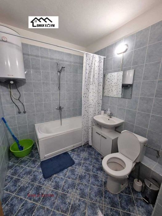 Продава се Двустаен апартамент в Варна, Център - 87 кв.м за 1513 €/кв.м - Снимка #7