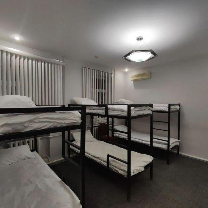 Mirzo Ulugʻbek tumanida arzon hostel Xamid Olimjon metrosi yaqinida