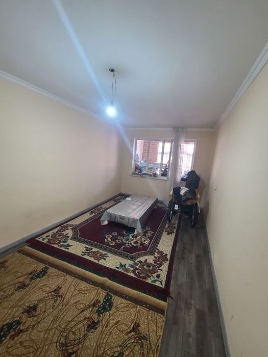 Срочно продаётся 3 комнатная квартира в городе Чирчике