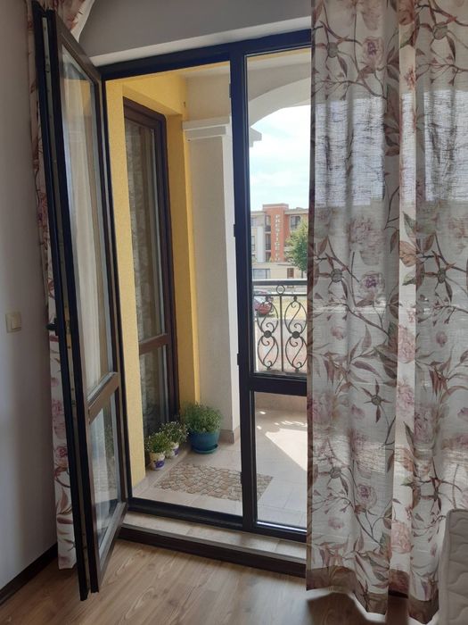 Продава се Двустаен апартамент в Свети Влас - 54 кв.м за 898 €/кв.м - Снимка #1