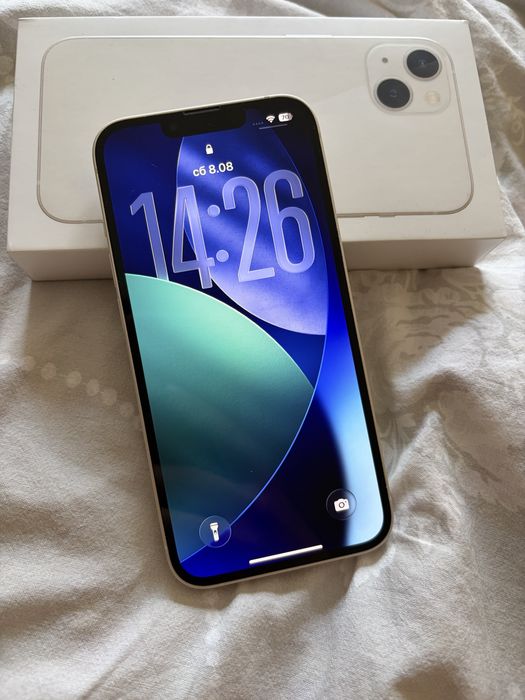 Продавам iphone 13 256GB