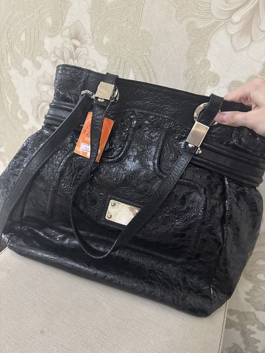 Продам кожаную сумку