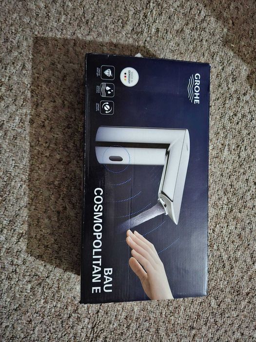 Baterie electronică de lavoar cu senzor Grohe, model Bau Cosmopolitan E
