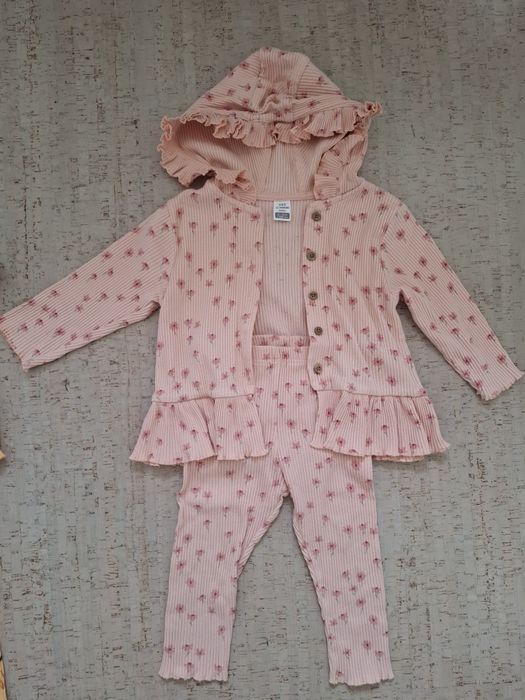 Лот за момиче,пролет-лято