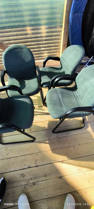 4x scaune comfortabile