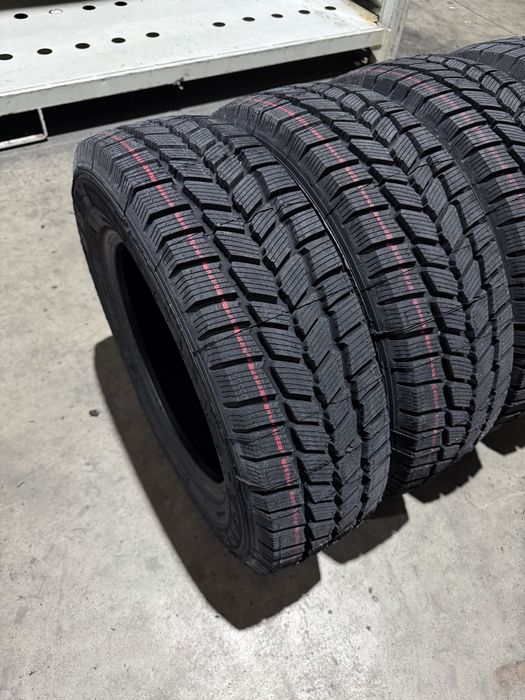 SET 4 Anvelope M+S Iarna 225/70 R15C Dot 2026 Garantie 3 Ani