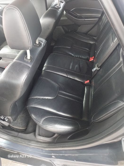 Vând Ford focus an2013