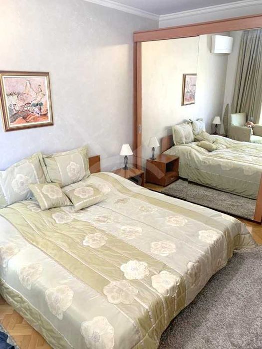 Продава се Многостаен апартамент в Бургас, Център - 120 кв.м за 2667 €/кв.м - Снимка #9