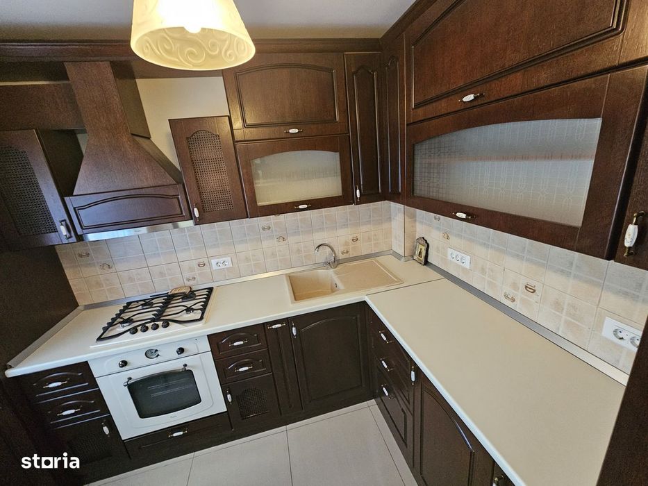 Apartament 3 camere în Copou, cu balcon