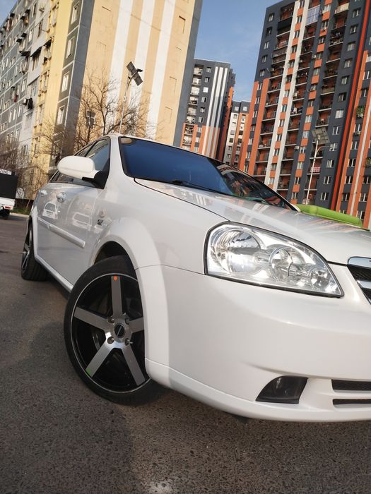 Lasetti 2012 avtomat