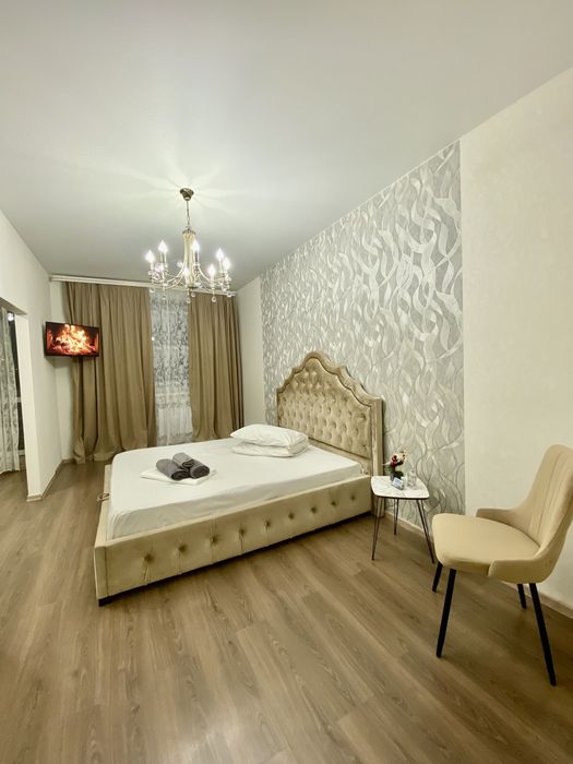 Посуточна квартира новая